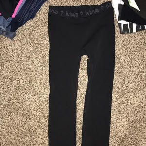 black ivivva leggings